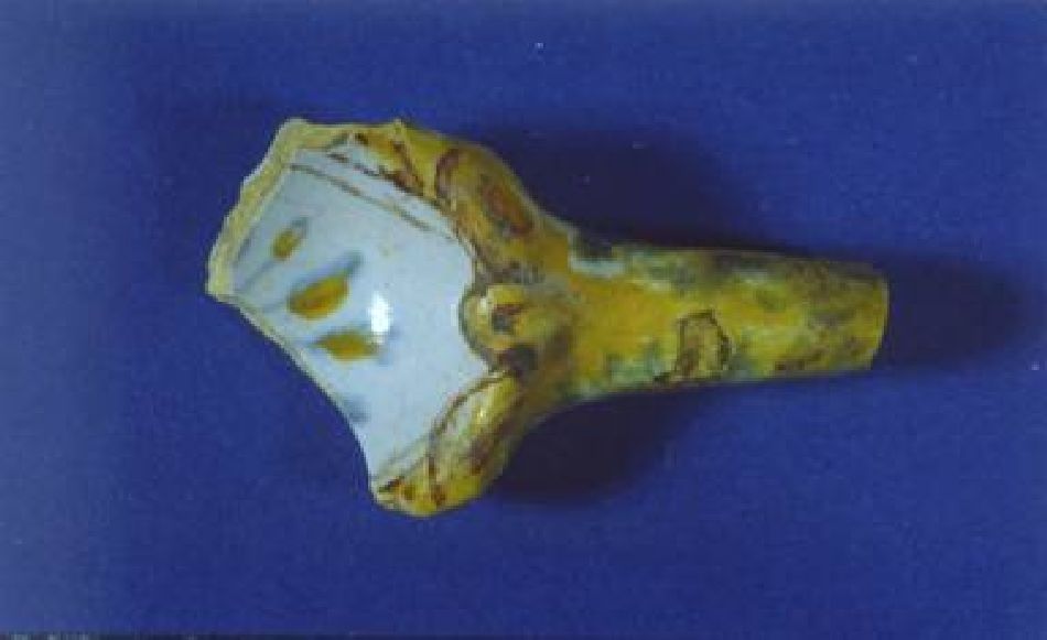 cucchiaio, frammento - bottega di Casteldurante (fine/inizio secc. XVI/ XVII)