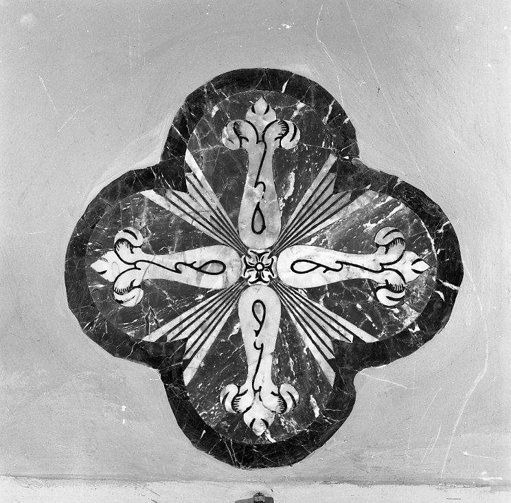 croce raggiata (formella, serie) - bottega marchigiana (fine/inizio secc. XIX/ XX)