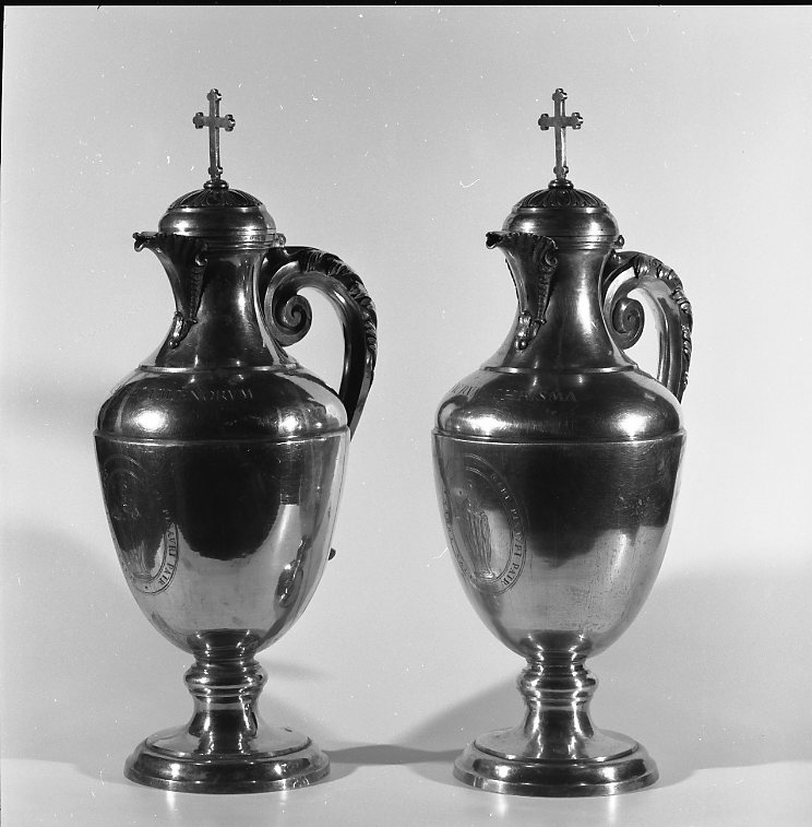 custodia - dei vasi per la riserva degli oli santi di Belli Vincenzo (sec. XVIII)