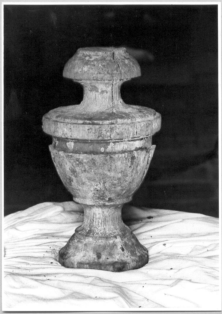 vaso d'altare per composizione floreale - bottega marchigiana (fine/inizio secc. XVIII/ XIX)