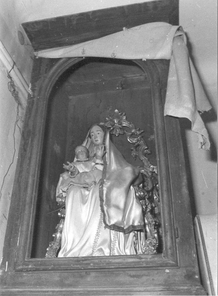 Madonna con Bambino in trono (gruppo scultoreo processionale) - ambito marchigiano (sec. XVI)