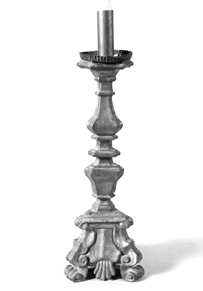 candeliere d'altare, serie - bottega marchigiana (sec. XVIII)