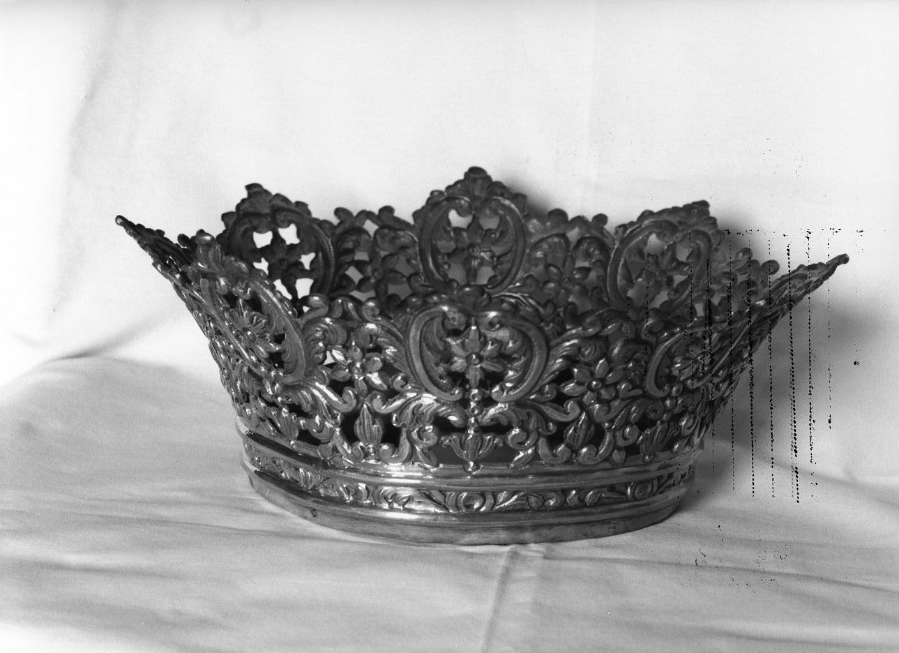 corona di Romanelli Gennaro (sec. XIX)