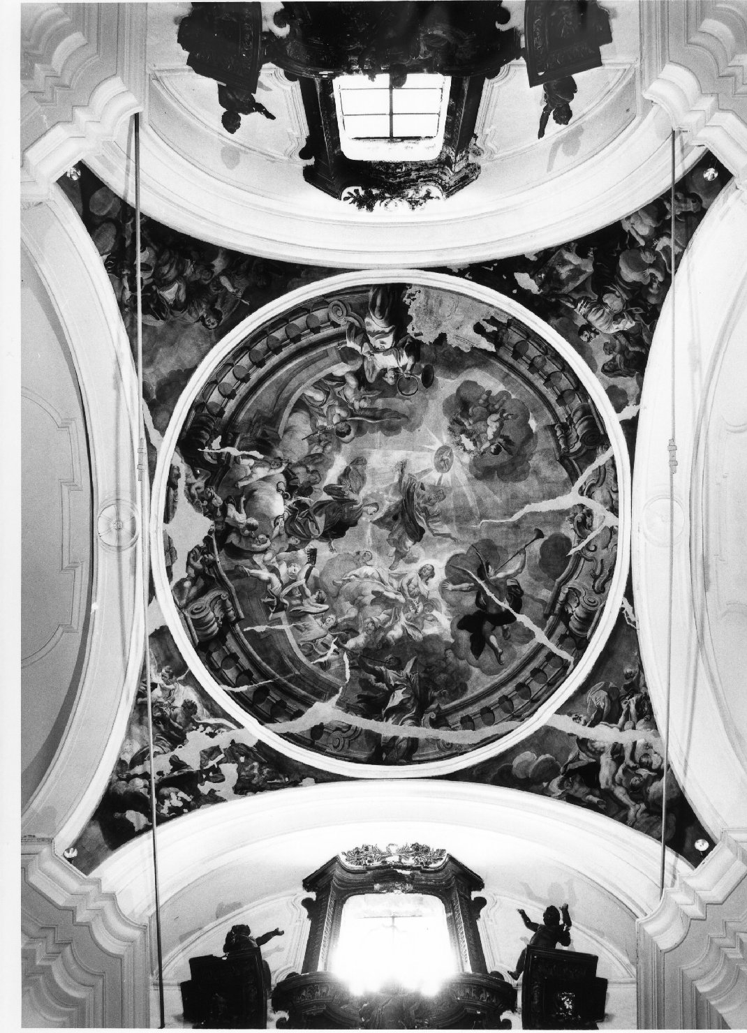 Assunta, Madonna in gloria con Cristo, Dio Padre e vari angeli (dipinto, elemento d'insieme) di Gamba Paolo (metà sec. XVIII)