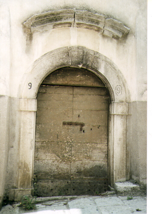 portale - bottega agnonese (fine sec. XVIII)