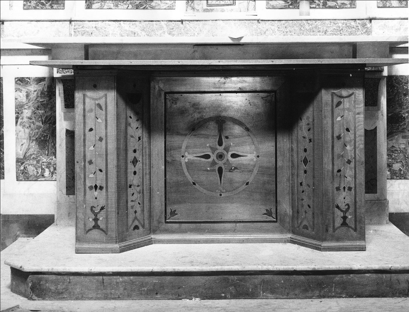 altare portatile, elemento d'insieme - bottega napoletana (sec. XIX)