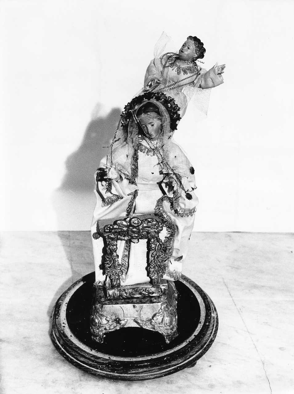 Madonna annunciata e Angelo annunciante (gruppo scultoreo) - bottega Italia meridionale (prima metà sec. XIX)