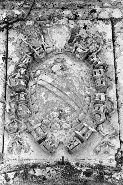 arme dell'Arcivescovo De Capua (rilievo) - ambito salentino (seconda metà sec. XVI)