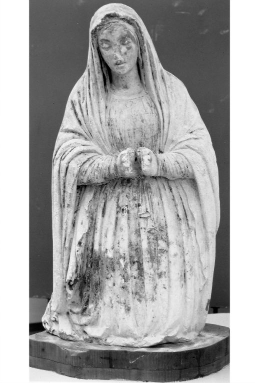 Madonna orante (statuetta di presepio) di Paolo da Cassano (sec. XVI)