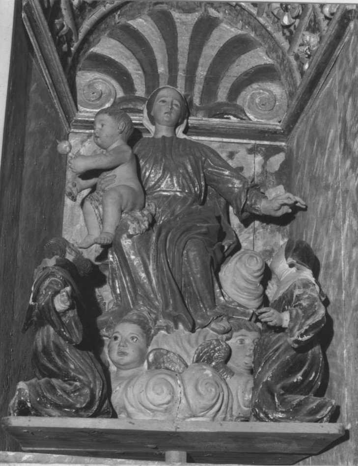 Madonna con bambino e santi (gruppo scultoreo)