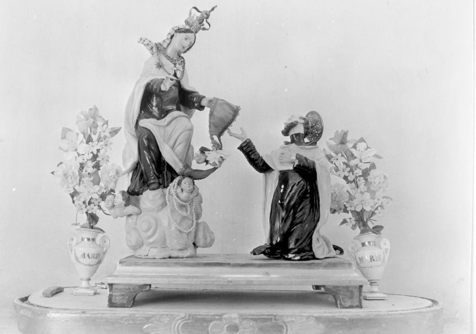 Madonna che consegna lo scapolare a sant'elia (gruppo scultoreo)