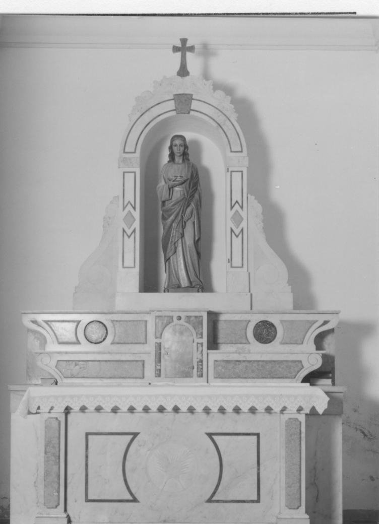 Altare di santa lucia, altare