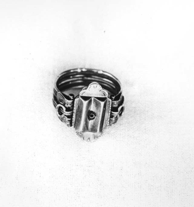 Anello