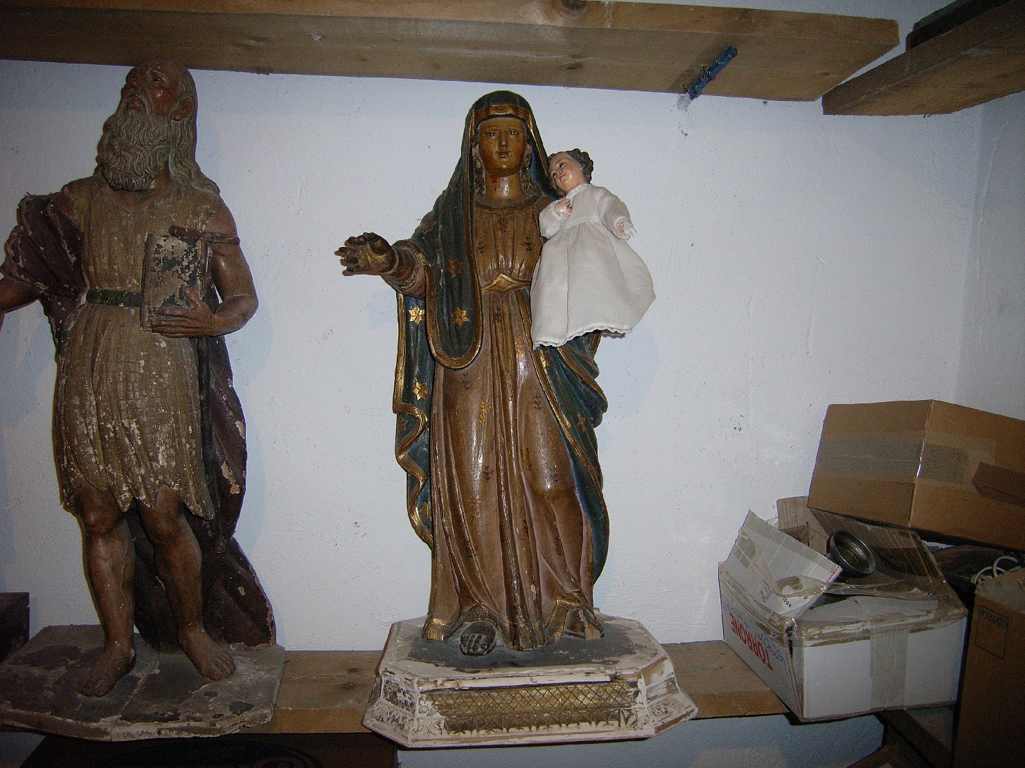Madonna del miracolo, madonna con bambino (statua)