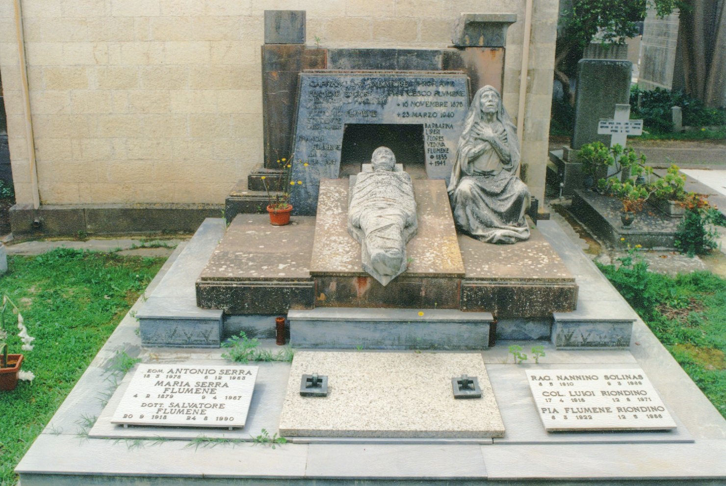 Dolore (monumento funebre)