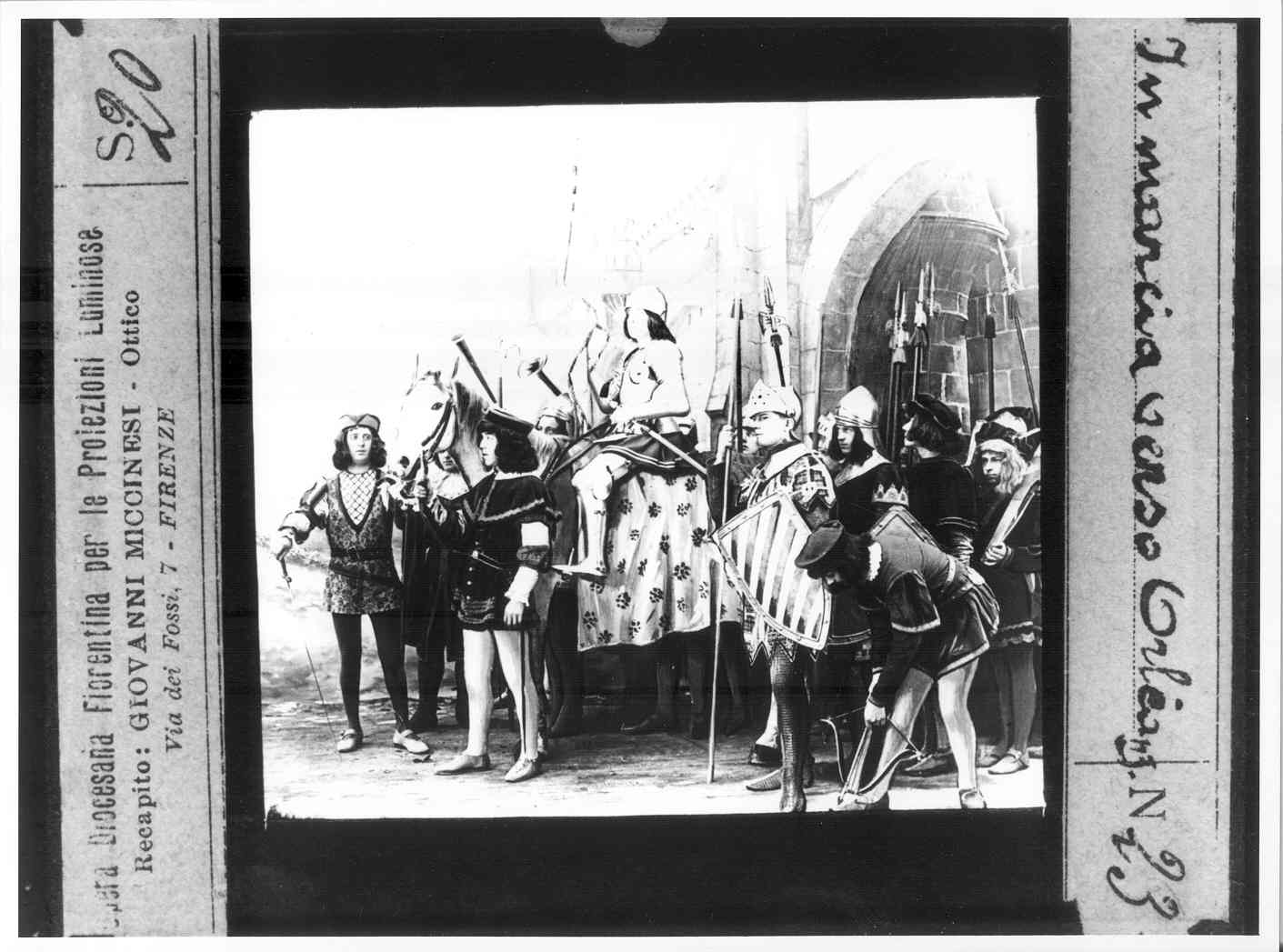 Giovanna d'Arco a cavallo circondata da soldati (diapositiva) di Anonimo (XX)