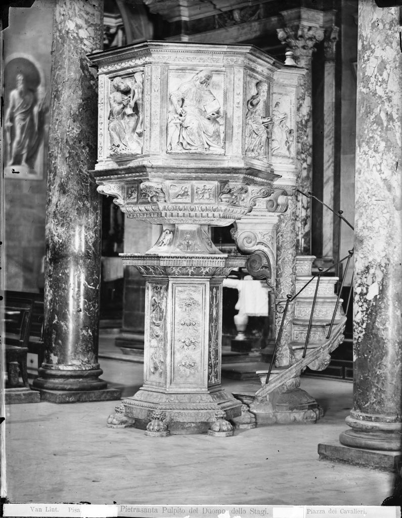 Pietrasanta - Duomo di S. Martino - Vedute interne (negativo) di Stagi, Lorenzo (e aiuti), Lint, Enrico van (seconda metà XIX)