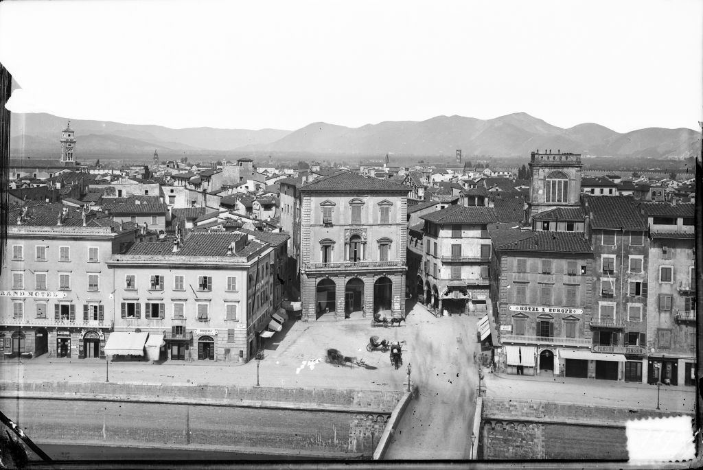 Pisa - Quartiere di S. Francesco - Vedute panoramiche (negativo) di Lint, Enrico van (seconda metà XIX)