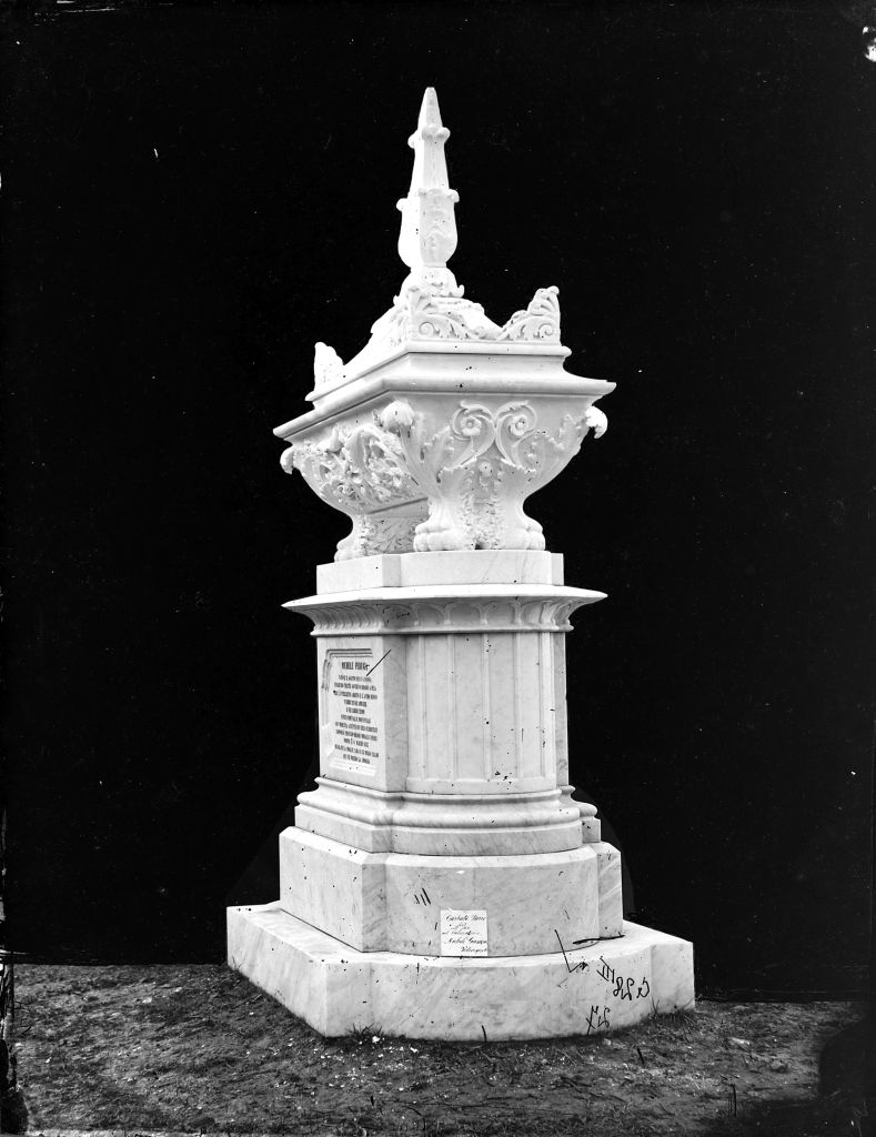 Pisa - Camposanto - Monumento sepolcrale di Michele Perugia (negativo) di Anonimo (XIX/ XX)