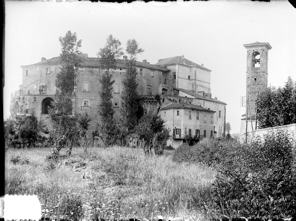 Villafranca in Lunigiana - Castello malaspiniano (negativo) di Anonimo (XIX/ XX)