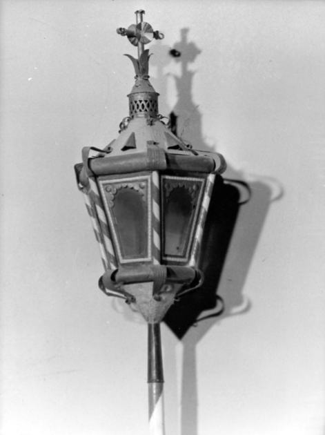lanterna processionale, serie - ambito garfagnino (sec. XIX)