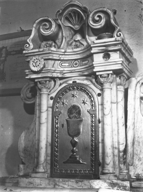 tabernacolo - a frontale architettonico - bottega lucchese (sec. XVIII)