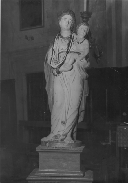 MADONNA CON BAMBINO (statua) - bottega italiana (fine/inizio secc. XVIII/ XIX)