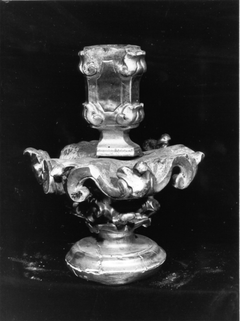 candeliere, serie - bottega toscana (fine/inizio secc. XVII/ XVIII)