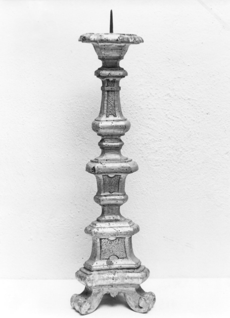 candeliere, serie - bottega lucchese (fine/inizio secc. XVIII/ XIX)