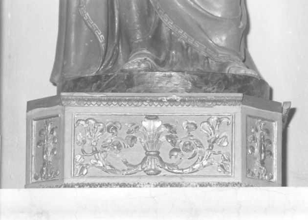 piedistallo di statua - bottega italiana (sec. XIX)