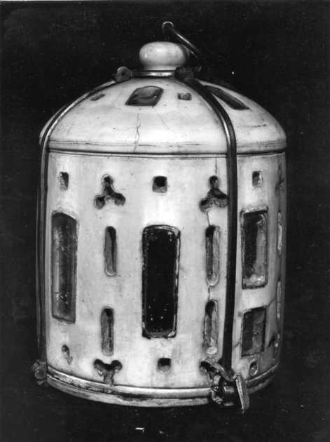 reliquiario architettonico - a lanterna - ambito islamico (secc. XII/ XIII)