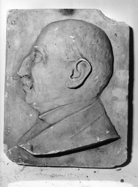 figura maschile (rilievo, opera isolata) - bottega lucchese (secc. XIX/ XX)