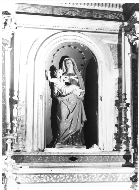 MADONNA CON BAMBINO (statua) - bottega italiana (sec. XVIII)