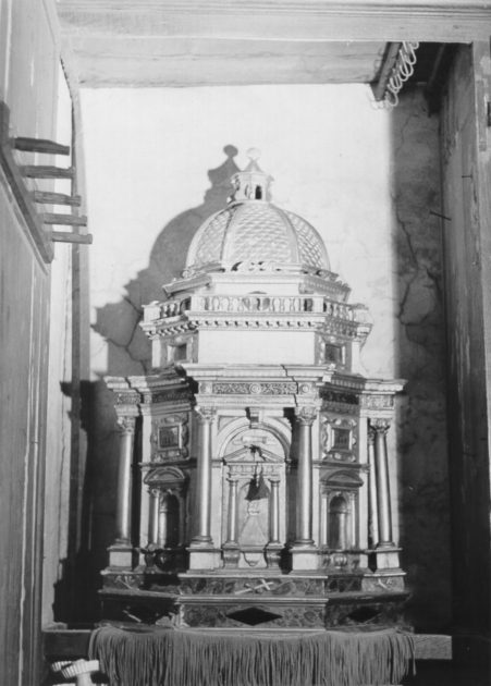 tabernacolo - a tempietto - bottega lucchese (sec. XVII)