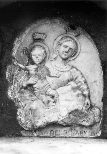 Madonna del Rosario (rilievo) - ambito apuoversiliese (sec. XIX)