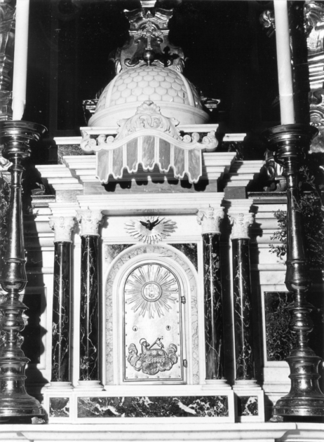 tabernacolo - a frontale architettonico - ambito apuoversiliese (sec. XX)