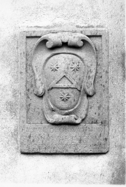 stemma gentilizio (rilievo) - bottega toscana (sec. XVII)