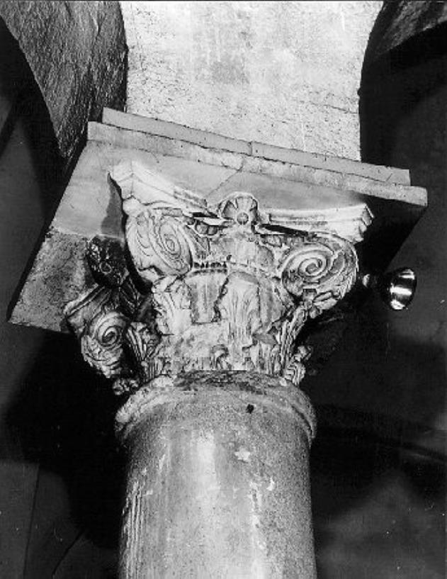 capitello composito - ambito pisano (prima metà sec. XII)