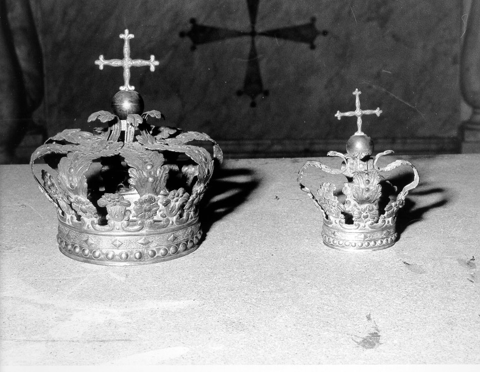 corona da statua, serie - bottega toscana (metà sec. XIX)