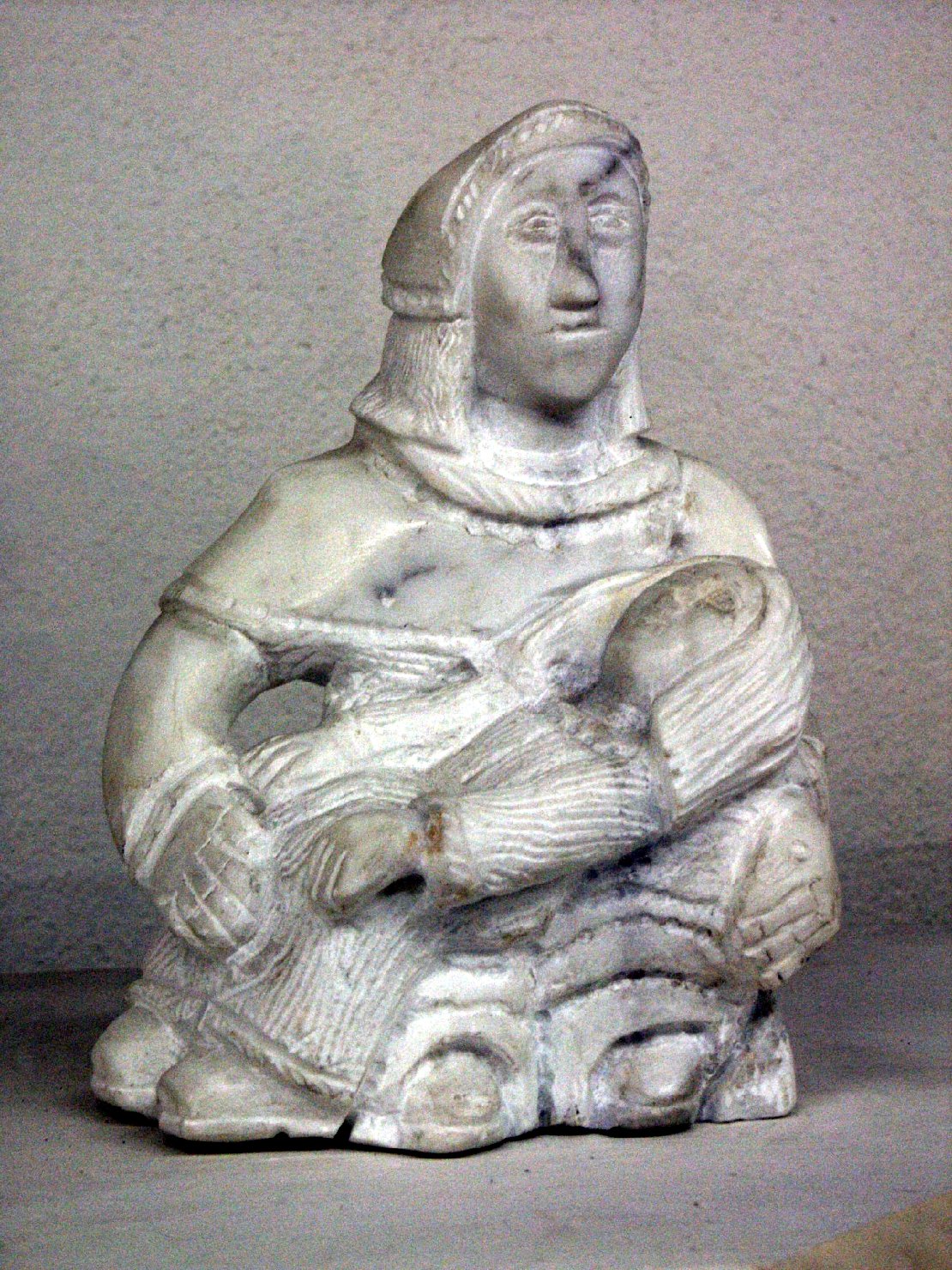 La Madre, figura femminile con bambino (statua) - bottega italiana (sec. XX)