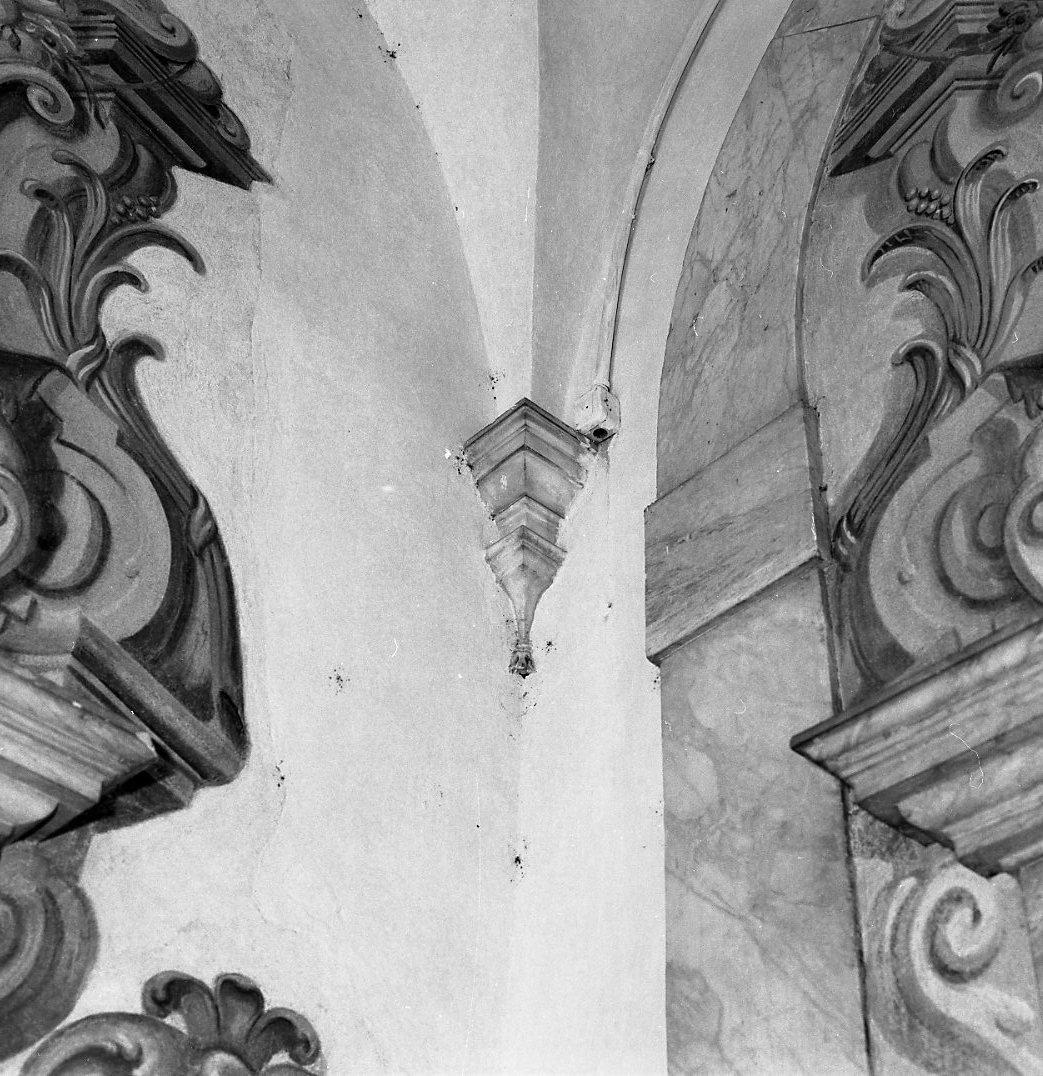 peduccio - angolare, complesso decorativo di Cartoni Giovan Battista (sec. XVII)