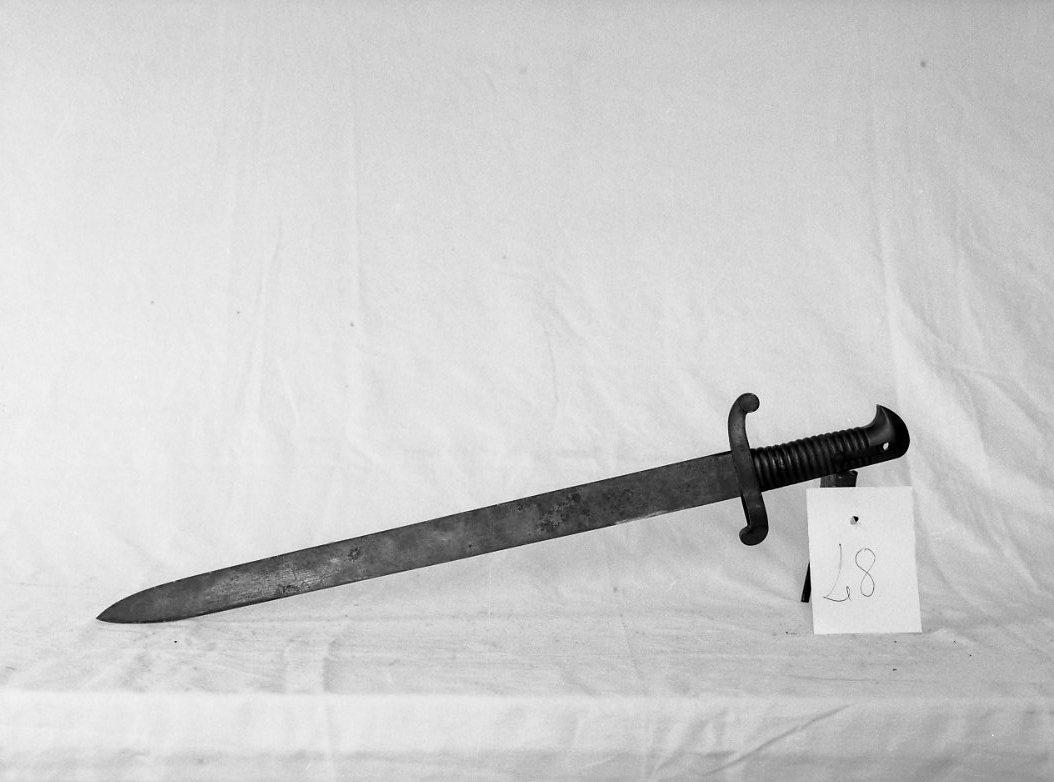 sciabola baionetta - bottega italiana (metà sec. XIX)