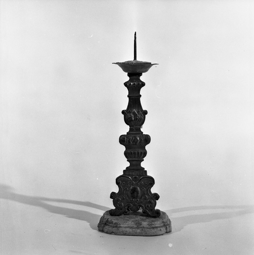 candeliere, serie - bottega italiana (inizio sec. XVIII)