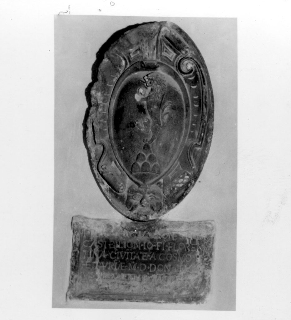 Stemma Onesti, stemma (rilievo) - bottega toscana (sec. XVI)