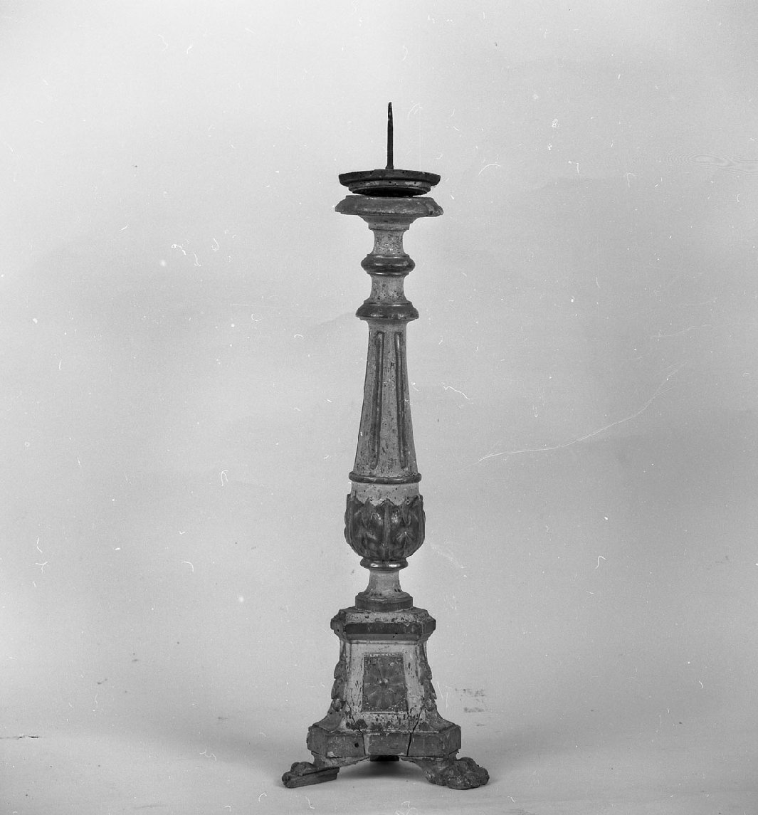 candeliere, opera isolata - bottega toscana (prima metà sec. XIX)