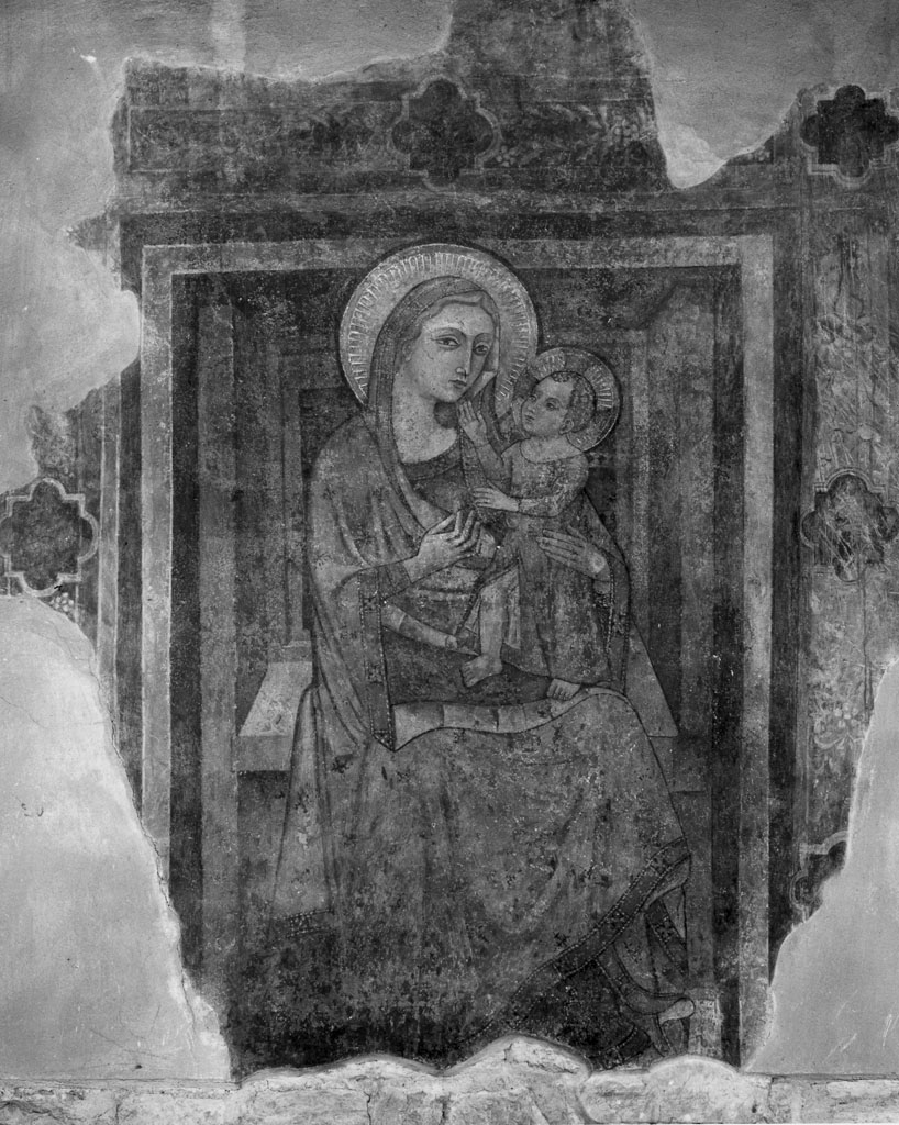 Madonna in trono con Bambino (dipinto, frammento) - ambito toscano (metà sec. XIV)