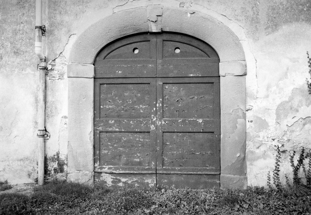 portale - ad arco ribassato, serie - bottega toscana (sec. XVIII)