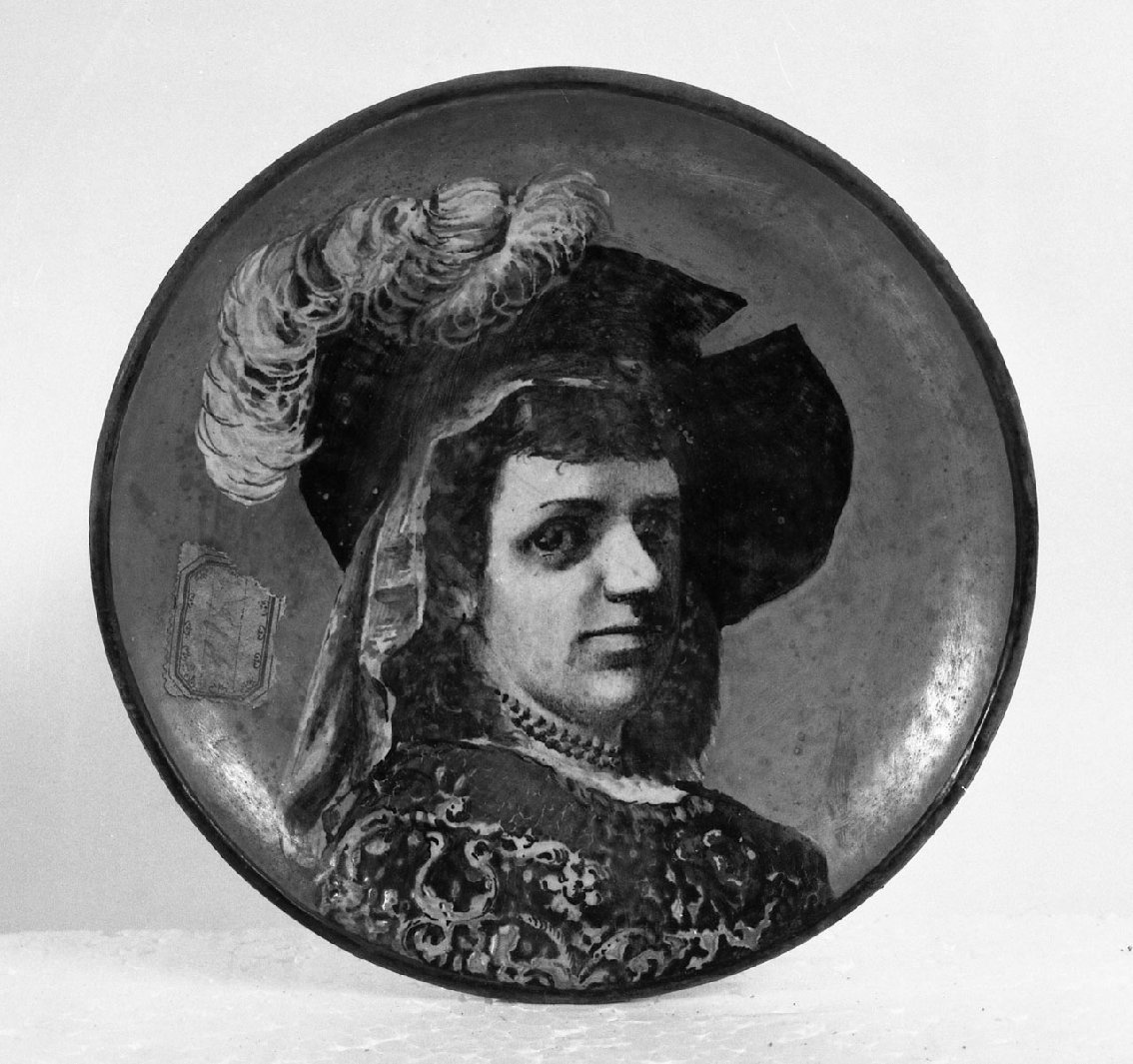 ritratto di donna (coppa) - bottega francese (ultimo quarto sec. XIX)