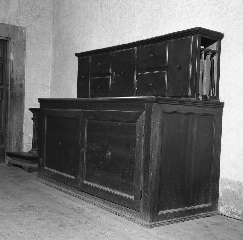 credenza, coppia - bottega toscana (inizio sec. XIX)