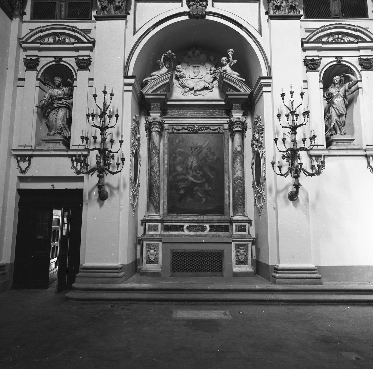 altare - a edicola di Fortini Giovacchino (bottega) (sec. XVIII)